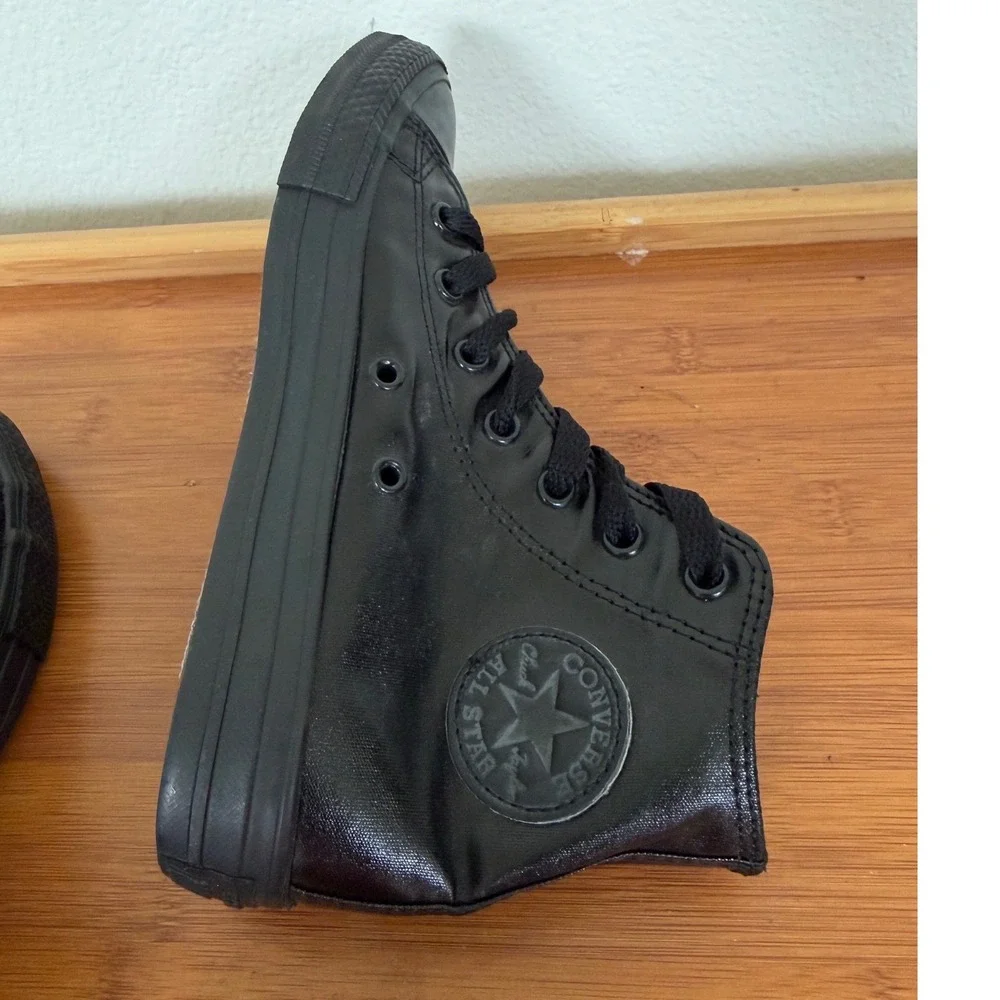 Converse Chuck Taylor All Star High Top Triple Black Coated Textile Youth Sz 3